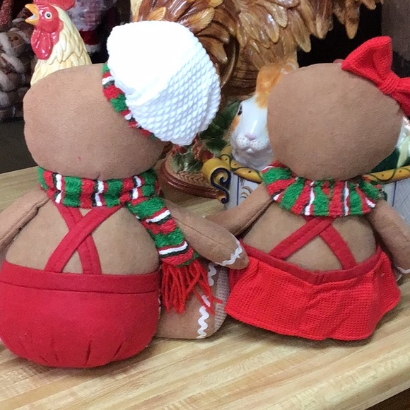 Gingerbread couple Sitting at 13 inches tall new for this holiday season❤️❤️ - Picture 5 of 5